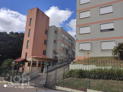 Image 35 - 230412